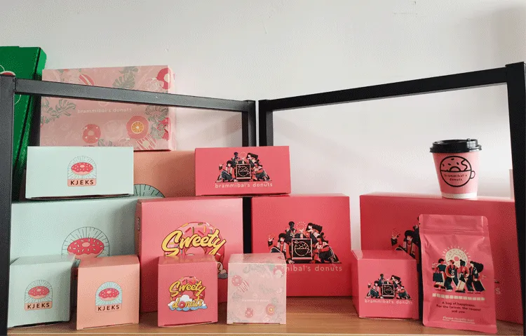 High Quality Pink Donut Box Cheap Donuts Packaging Thick Kraft Paper Dessert Box