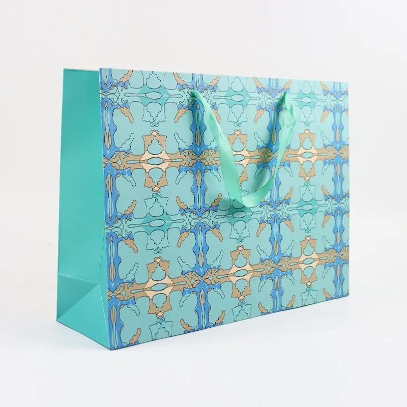 Wholesale Custom Printing Luxury Personalized Degradable Recyclable Shopping Gift Food Greeting Card Letter Packaging Kraft Cardboard Paper Bag with Handle