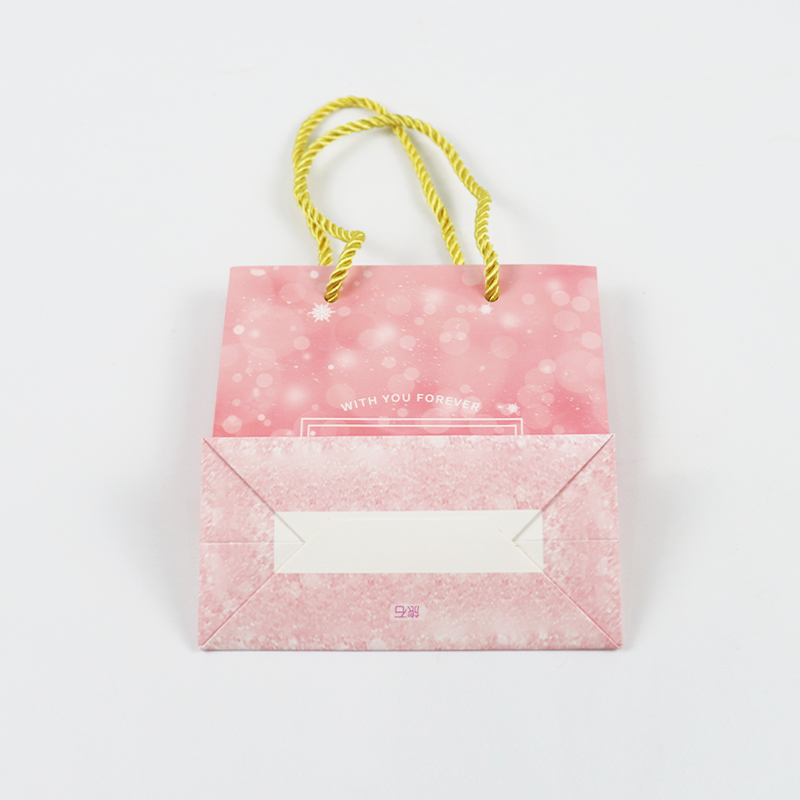 Factory Cheap Customized Printing Logo Luxury Personalized Degradable Shopping Gift Food Cosmetic Jewelry Packaging Kraft Cardboard Paper Bag with Handle