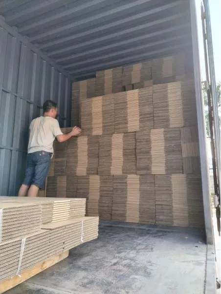 Wholesale Bio-Degradable Recycled Materials Recyclable Corrugated Paper Shipping Box