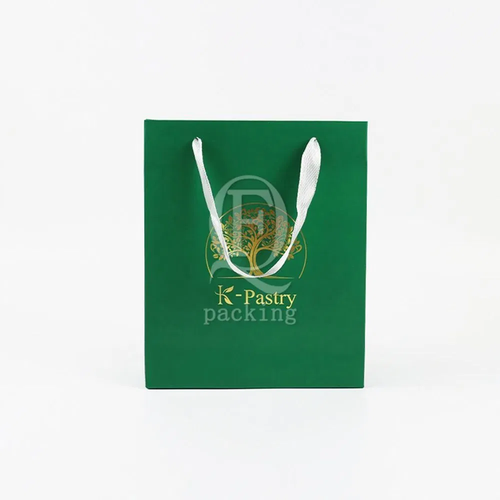 Pressure-Resistant Zipper Closure Customized Kraft Paper Shopping Bag for Clothing Packaging