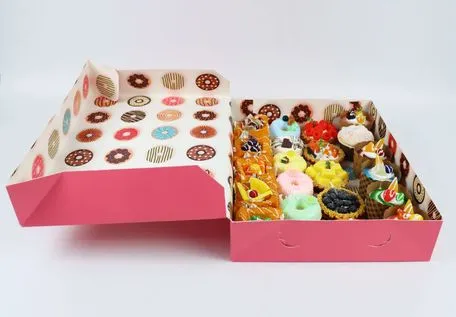 Prevent Leakage Easy to Clean Customized Cake Package Box for Mass Gathering