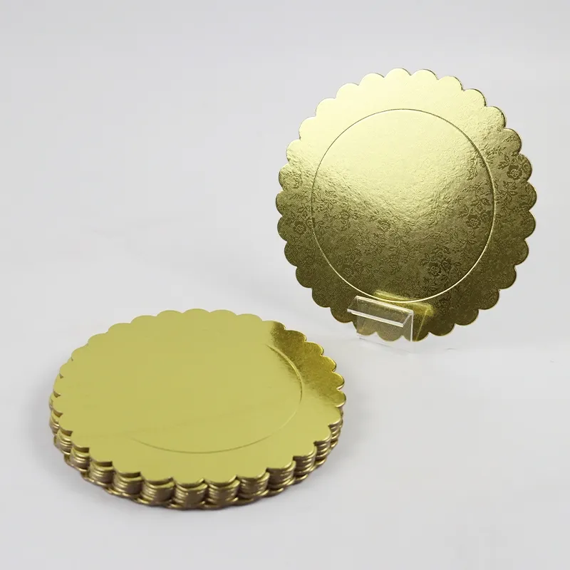 Factory Customize Wholesale Round Rectangle Oval Cake Board Plate Food Grade Eco-Friendly Affordable Gold Silver White Corrugated Cake Paper Board Plate
