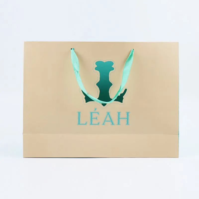 Wholesale Custom Print Luxury Personalized Degradable Recyclable Shopping Gift Fruit Food Electronic Product Packaging Kraft Cardboard Paper Bag with Handle