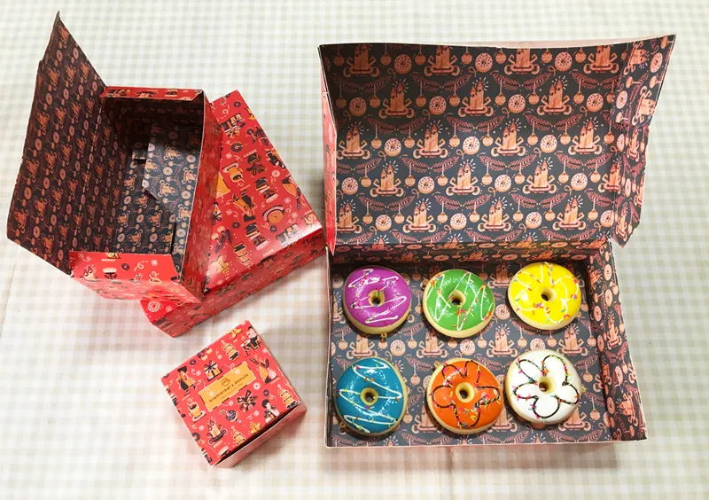 High Quality Pink Donut Box Cheap Donuts Packaging Thick Kraft Paper Dessert Box