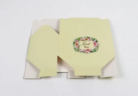 Prevent Leakage Simple Customized Rectangular Cake Packaging Box for Corporate Event