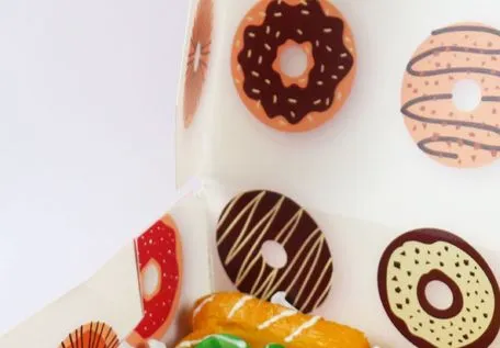 Prevent Leakage Easy to Clean Customized Cake Package Box for Mass Gathering