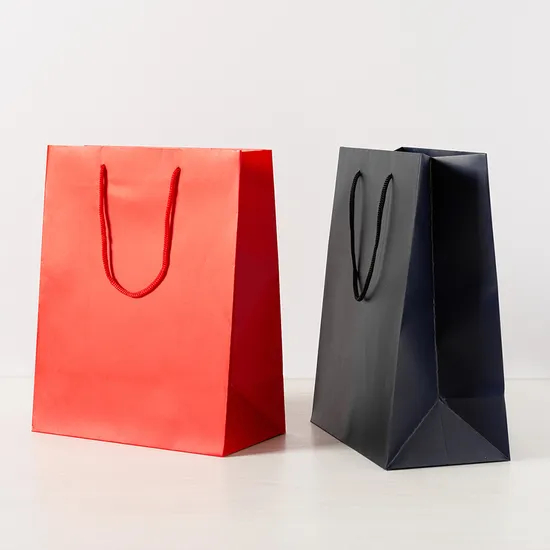 Wholesale Custom Printing Luxury Personalized Beautiful Multi-Color Degradable Eco-Friendly Packaging Shopping Gift Kraft White Card Food Paper Bag with Handle