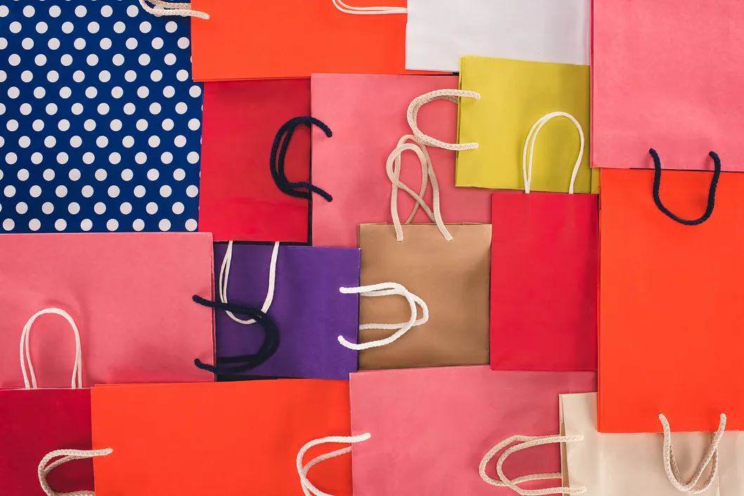 Custom Luxury Printed Colorful Packaging Cardboard Perfume Packaging Shoes Clothing Shopping Paper Bag