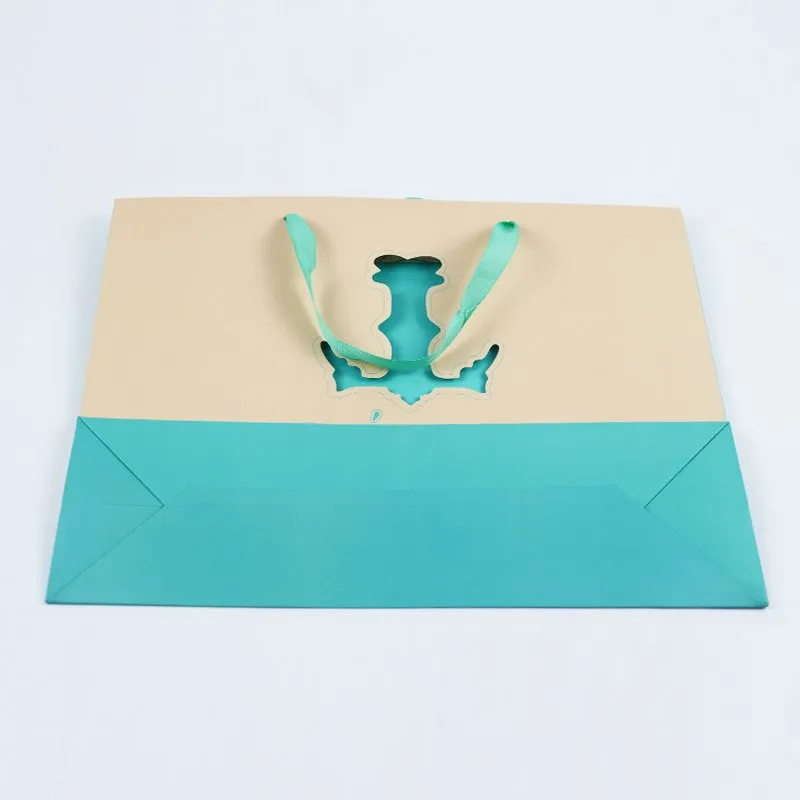 Wholesale Custom Print Luxury Personalized Degradable Recyclable Shopping Gift Fruit Food Electronic Product Packaging Kraft Cardboard Paper Bag with Handle