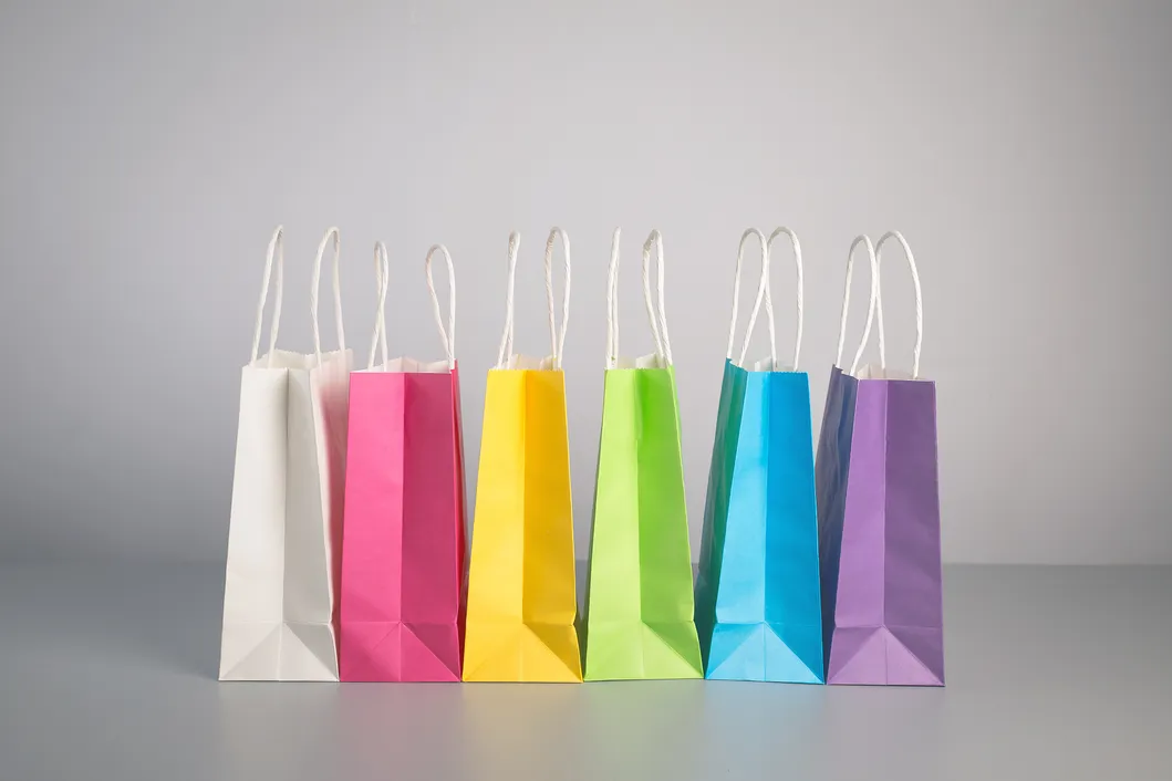 Wholesale Recyclable Promotional Custom Printed Logo Packaging Paper Gifts Bag with Handles Shopping Bags