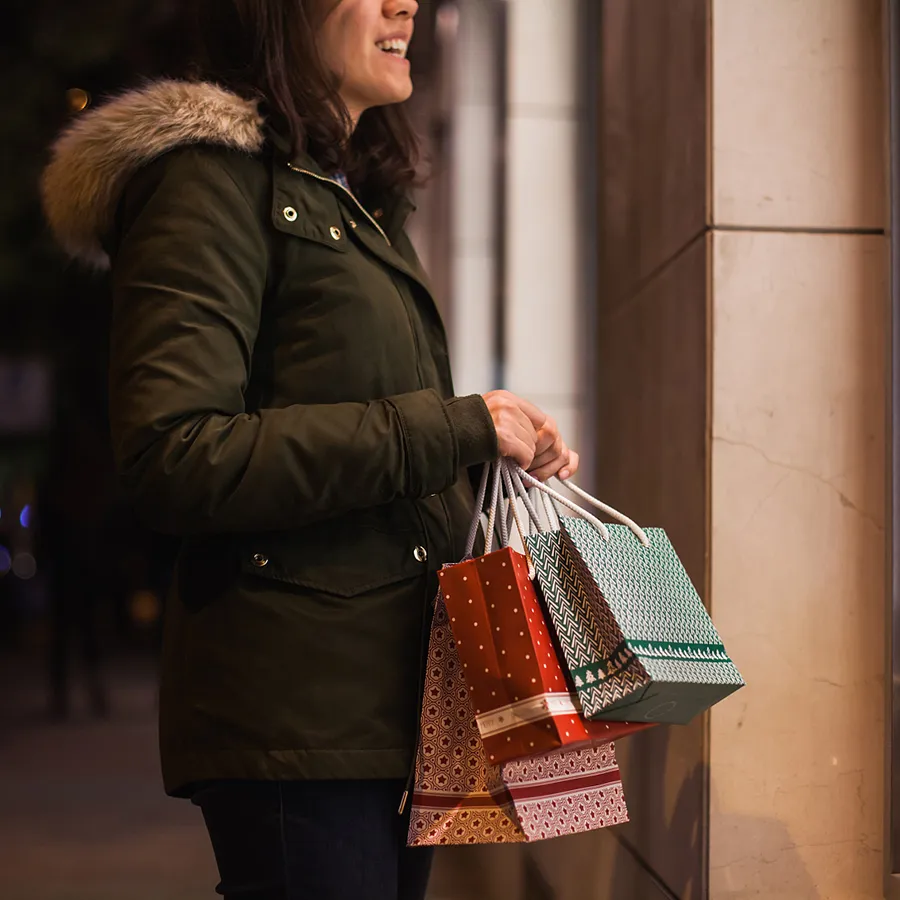 Christmas Bags for Gift Recyclable Kraft Paper Bag Holiday Gift Packaging Bag Manufacturers