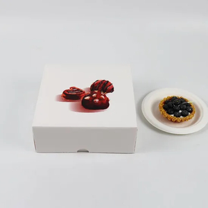 Factory Wholesale Custom Cardboard Luxury Takeaway Food Grade Degradable Eco-Friendly Sweet Pastry Dessert Cookies Donut Packaging Box