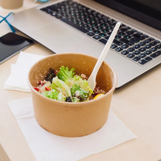 Cheap Wholesale Disposable Food Grade Eco-Friendly Customized Printing Kraft Paper Bagasse Food Salad Packaging Container Bowl Coating Soup Cup with Lid