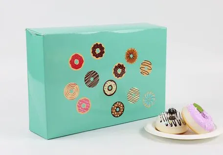 Smooth Coating Good Breathability Portable Cake Paper Takeaway Box for Photography Exhibition