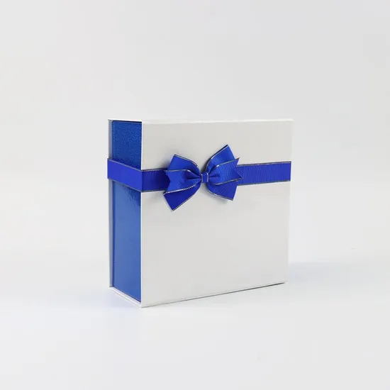 Custom Logo Collapsible Flat Corrugated Cardboard Kraft Paper Clothes Jewelryperfume Food Packaging Shipping Packing Mailer Package Christmas Gift Carton Box