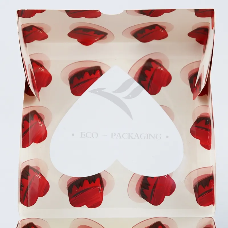 Factory Wholesale Cheap Personalized Luxury Heart-Shaped Window Customized Printed Food Grade Disposable Packaging Macaron Cake Doughnut Sweet Cardboard Box