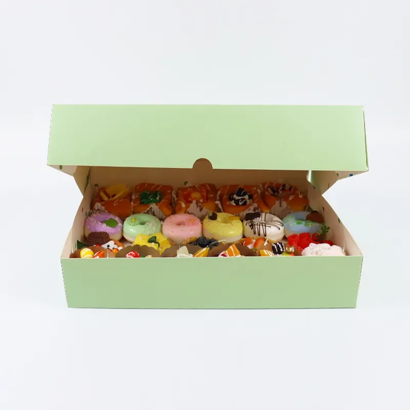 Wholesale Custom Luxury Takeaway Food Disposable Degradable Sweet Pastry Dessert Cookies Donut Packaging Box