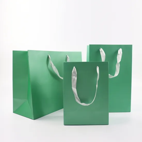 Factory Customized Print Luxury Personalized Degradable Recyclable Shopping Gift Food Arts Crafts Packaging Kraft Cardboard Paper Bag with Portable Handle