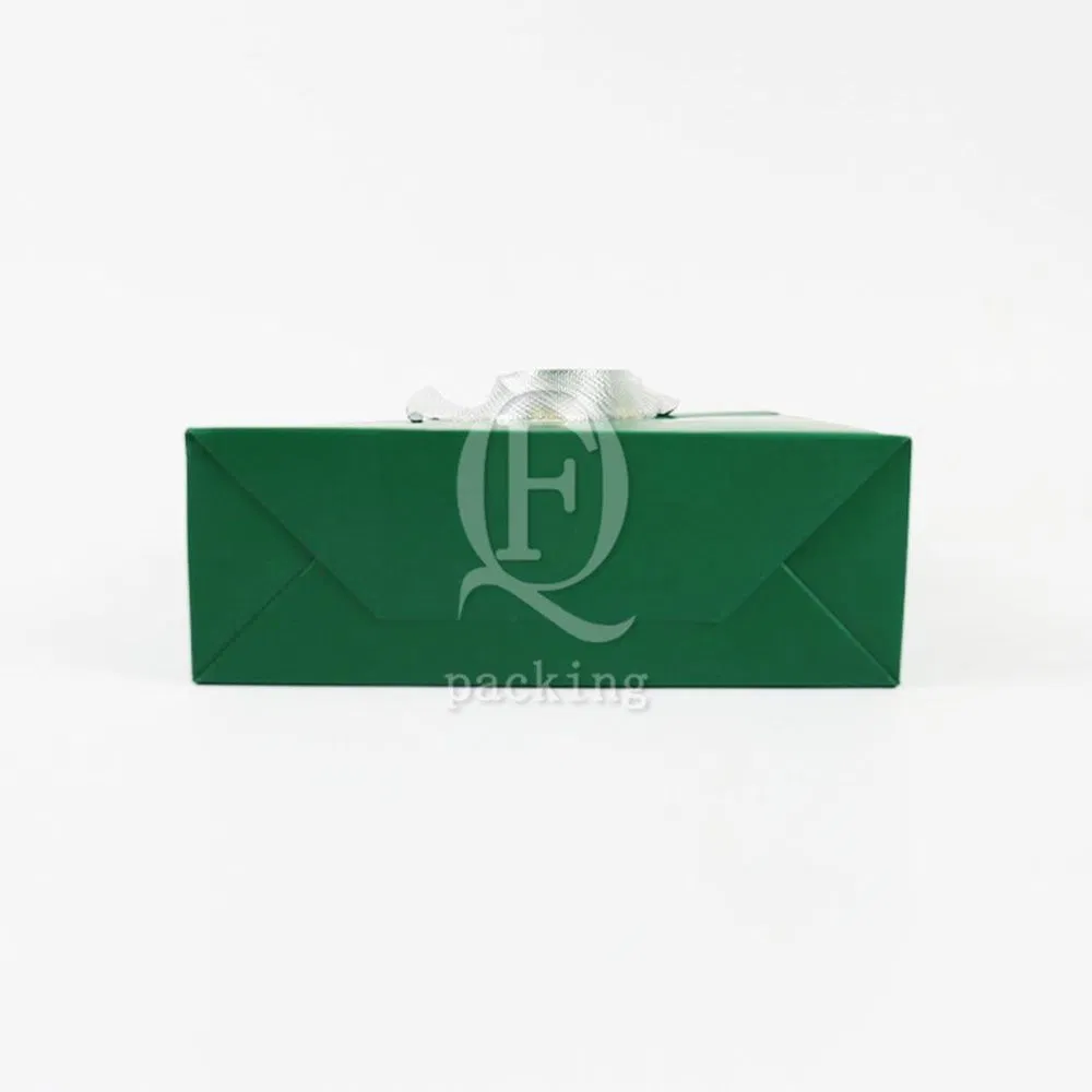 Pressure-Resistant Zipper Closure Customized Kraft Paper Shopping Bag for Clothing Packaging