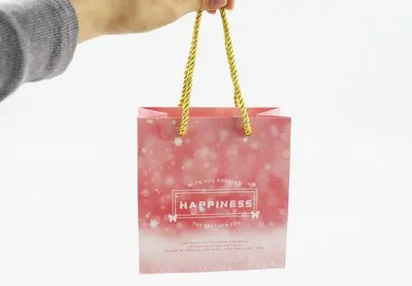 Factory Wholesale Custom Printing Luxury Personalized Degradable Recyclable Shopping Gift Cosmetic Food Packaging Kraft White Card Paper Bag with Handle