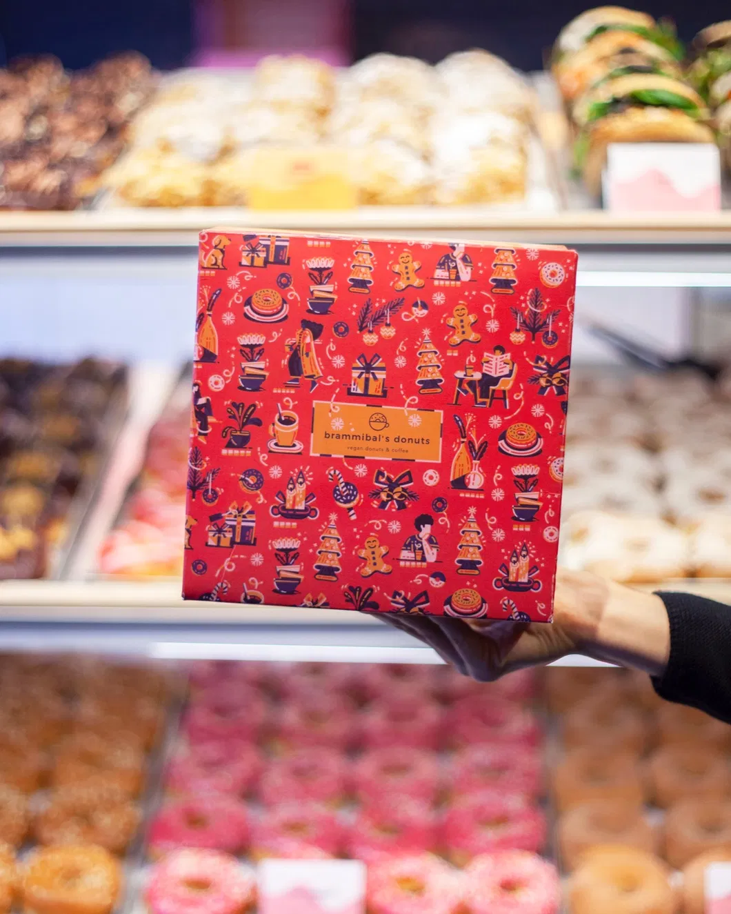 Custom Printing Biodegradable Pastry Doughnut Packaging Paper Box Art Paper Hot Sale Donut Box