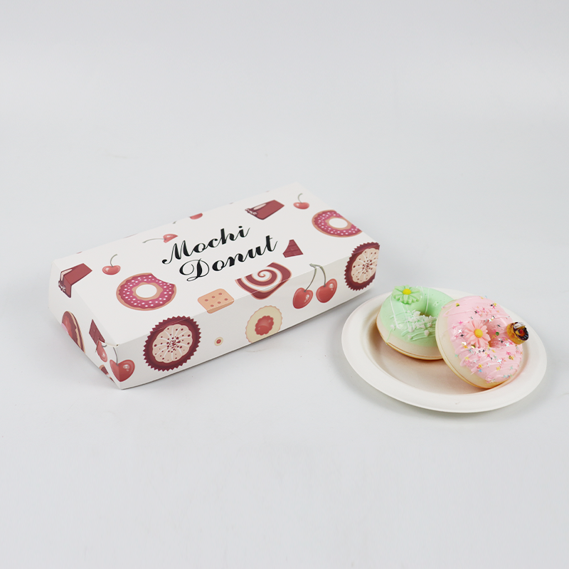 Wholesale Recyclable Paperboard Cheese Cake Packaging Portable with Gold Foil Printing and Stamp for Birthday Cake Boxes