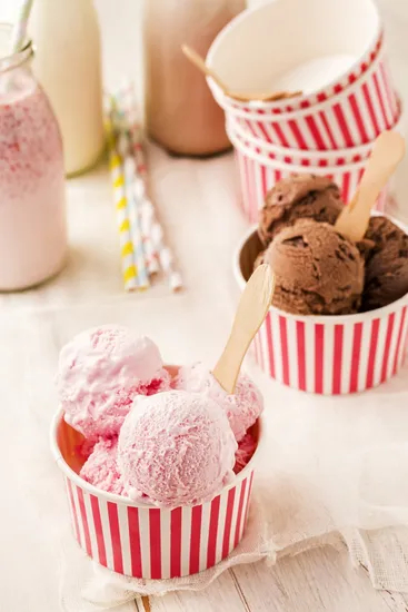 Factory Wholesale Cheap Customized Disposable Ice Cream Cold Cup with Lid Spoon
