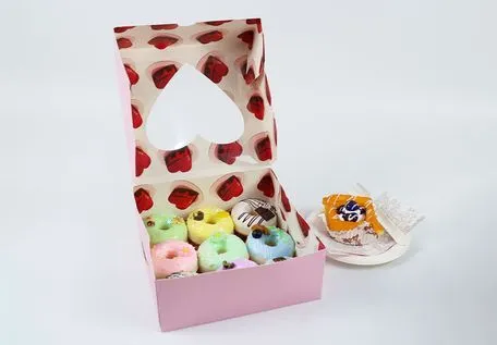 Easy to Carry Reusable Roll Cake Packaging Box for Children&prime;s Park Activity