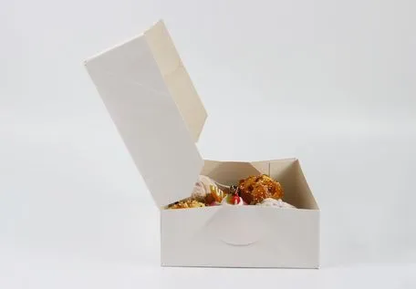 Factory Cheap Custom Printed Logo Size Food Grade Doughnut Snack Takeaway Food Wholesale Disposable Bakery Delivery Packing Macaron Paper Cake Cardboard Box