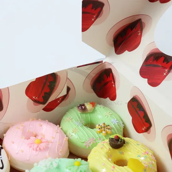 Factory Wholesale Cheap Personalized Luxury Heart-Shaped Window Customized Printed Food Grade Disposable Packaging Macaron Cake Doughnut Sweet Cardboard Box